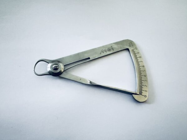 MOI Crown Gauge Caliper (Metal Spring Type)