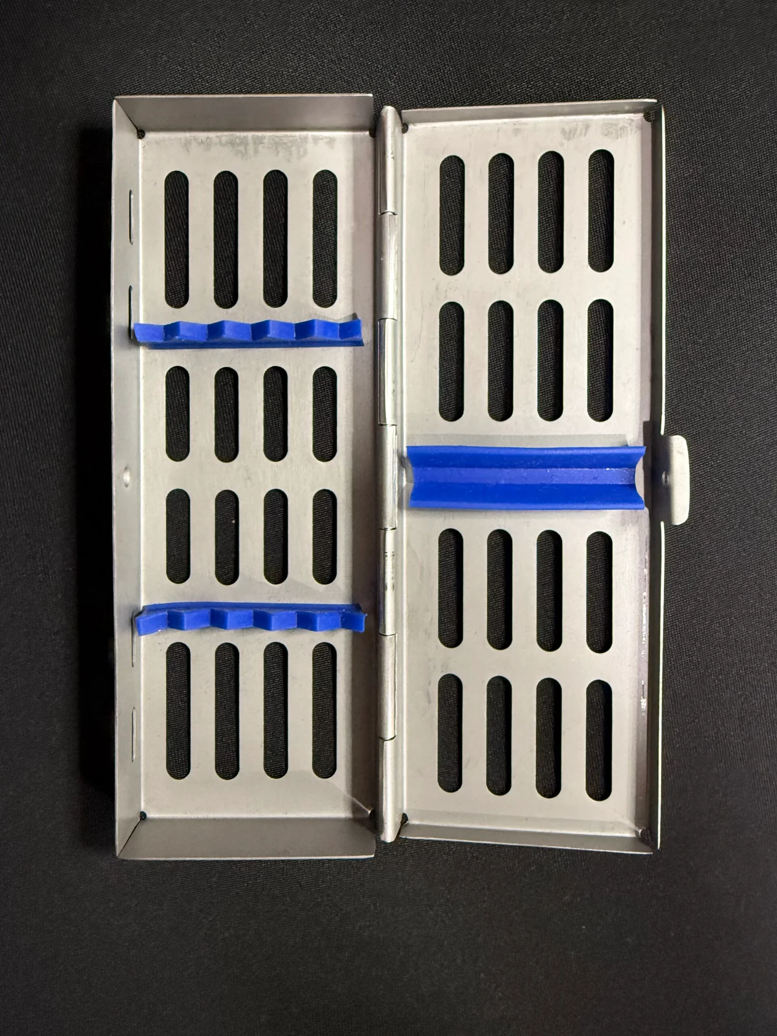 Dental Instrument Sterilisation Cassette – Choose from Available Sizes (5, 7 & 10 Instruments) - Image 2